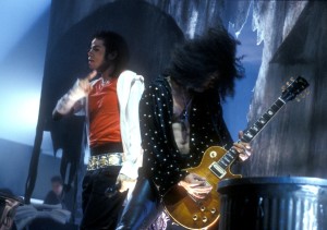 Майкл Джексон и Слэш на репетиции шоу, посвященному 10-летию канала MTV